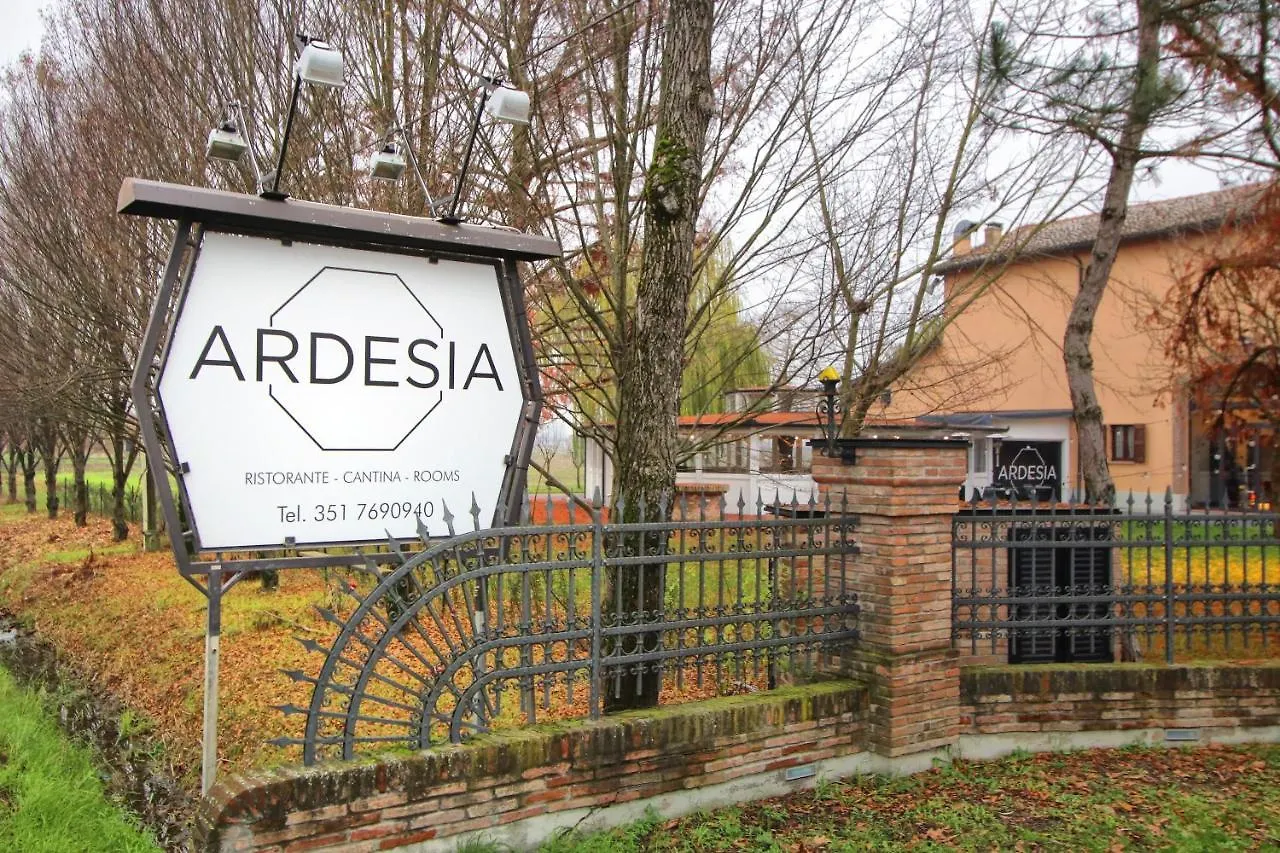 Ardesia Otel Soliera 0*,  İtalya